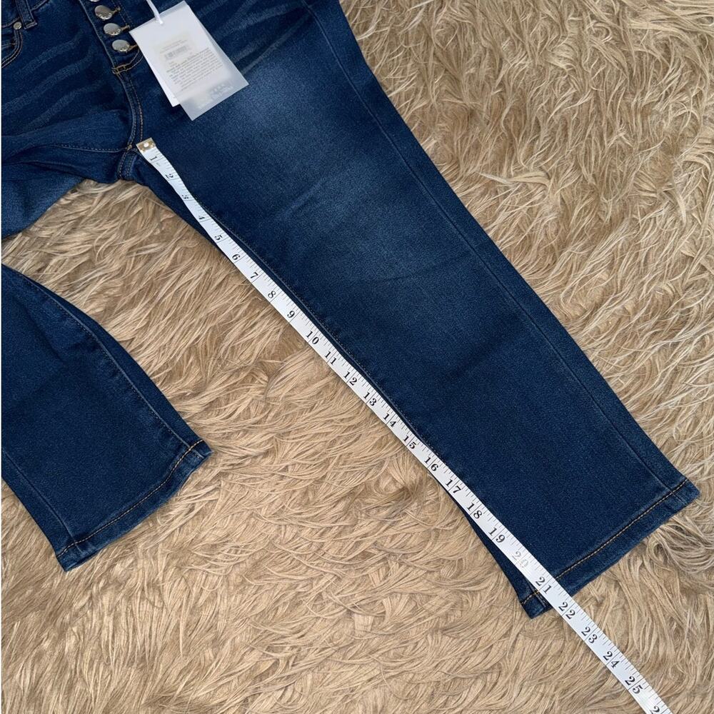 New Tahari Brooke Exposed Button High Rise Capri Denim Jeans size 4P - Picture 2 of 8